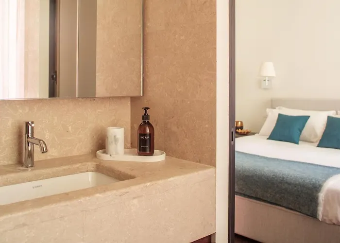 Apartment Sant'ambrogio Luxury R&r *
