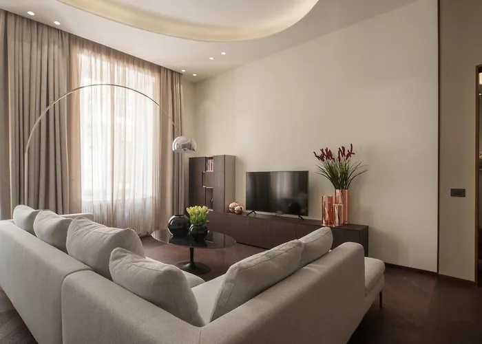 Sant'ambrogio Luxury R&r Apartment *